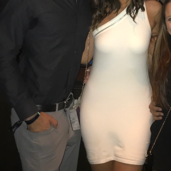 Superdown Tia White One Shoulder Fitted Mini Dress - Picture 9 of 11